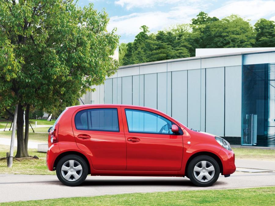  Daihatsu Boon 2010 года  (фото 4 из 8)